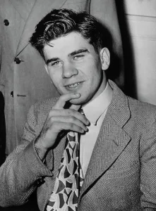 Criminal Prints: William Heirens Outside Criminal Court