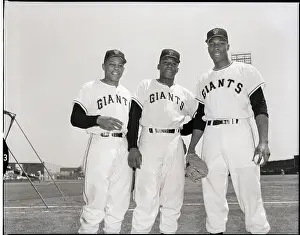 Willie Mays W/Two Giants Teammates