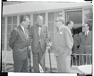 Herter Prints: Willy Brandt Conferring with Others
