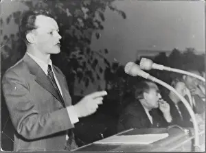 Willy Brandt Speaking
