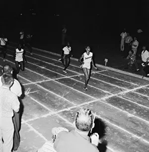 Wilma Rudolph Breaking World Record