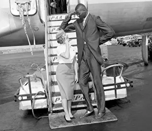 Tall Prints: Wilt Chamberlain with Flight Attendant
