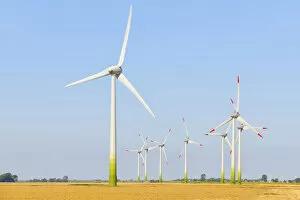 Images Dated 15th August 2012: Wind farm near Wesselburen, North Frisia, Schleswig-Holstein, northern Germany, Germany, Europe