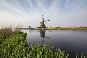 Images Dated 25th April 2015: Windmill reflected in the canal Holland