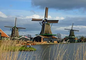 Images Dated 14th April 2012: Windmills in Zaanse Schans