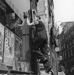 Ladder Prints: Window Cleaner