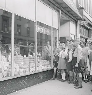 Desire Prints: Window Shoppers Gazing into window