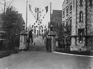 1907 Prints: Windsor Castle