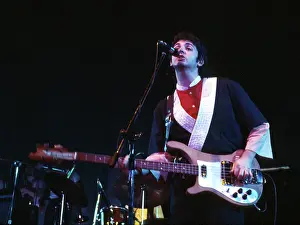 Wings Performing In Los Angeles