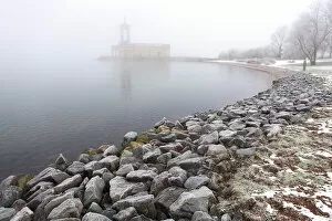Dave Porter's UK, European and World Landscapes Gallery: Winter snow, Normanton church, Rutland Water