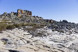 Clear Prints: Wolfberg Arch seen in the distance