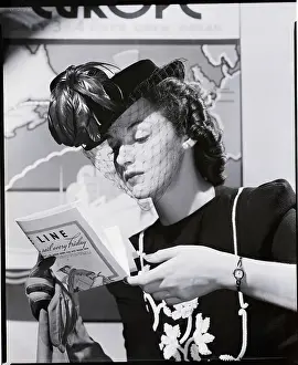 Watch Prints: Woman in Hat and Veil