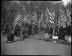 Commander Prints: Woman Placing Flower On Veteran Grave