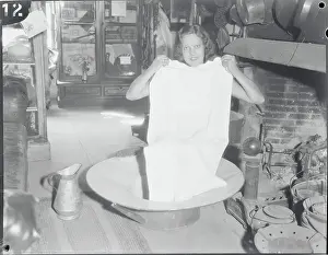 San Marino Prints: Woman Sitting in Old Bath Tub