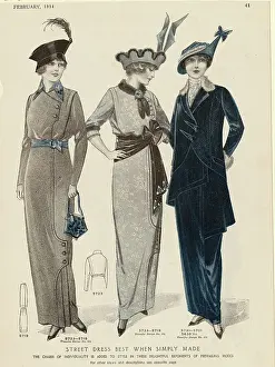 Women in 1914 Fashions