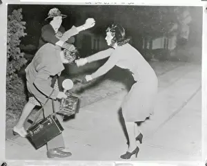 Women Brutally Attacking Photographer
