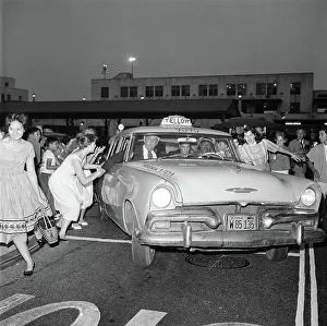 Chasing Prints: Women Chasing Elvis Presley's Taxi