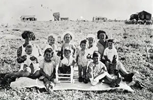 Jewish Prints: Women with Children in Field