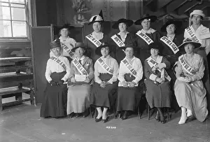 Women Delegates Meet to Aid Strikers