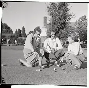 Maryland Prints: Women Golfing in Tournament