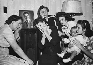 Crying Prints: Women Listening to Radio