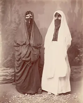 Veil Prints: Women of the Middle East in Traditional Clothing