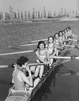 Long Beach Prints: Women Rowers in Scull