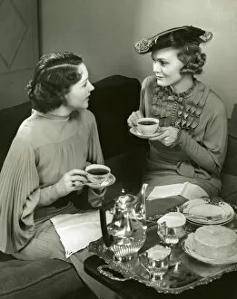 Images Dated 10th September 2005: Two women socializing and drinking tea