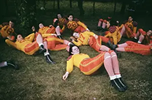 Sports Uniform Prints: Women's Football