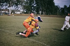 Sports Uniform Prints: Women's Football