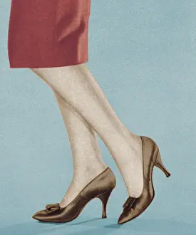 Striding Prints: Womens Legs