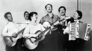 Woody Guthrie With The Almanac Singers