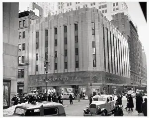 Department Prints: Woolworth Storefront Nyc 1940