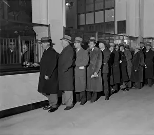 Detroit Prints: Workers Receiving Emergency Payroll