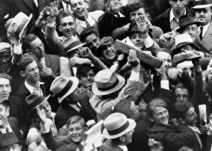 Huty31924 Prints: World Series Baseball Fans