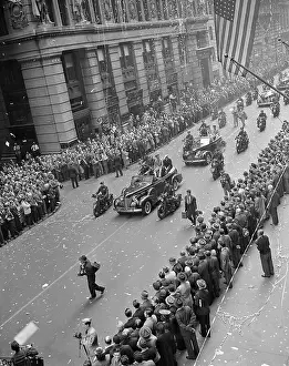 Broadway Prints: World War II Heroes Ride in Parade