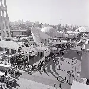 Exhibit Prints: World's Fair Exhibit Buildings