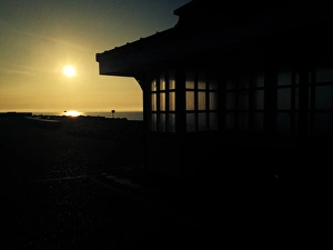 Images Dated 26th September 2015: Worthing beach sunrise