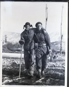 Private Prints: Wounded Soldier Being Helped