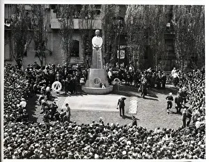 Chinatown Prints: Wreath Placed At Sun Yat Sen Statue