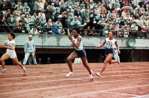 Wyomia Tyus Running