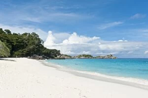 Images Dated 17th January 2012: Had Yai Beach, white dream beach, Nationalpark Mu Ko Similan, Ko Miang, Island Nr