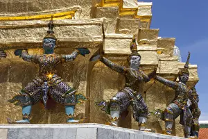 Buddhist Prints: Yaksha statue at the golden chedi