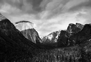 Pete Lomchid Landscape Photography Collection: Yosemite valley
