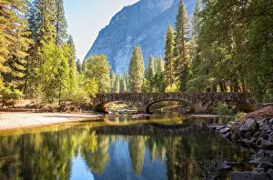 Images Dated 29th September 2016: Yosemite Valley