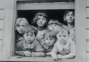 Pennsylvania Prints: Young Children Gazing Outside Window