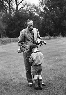Golf Prints: Young Golfer