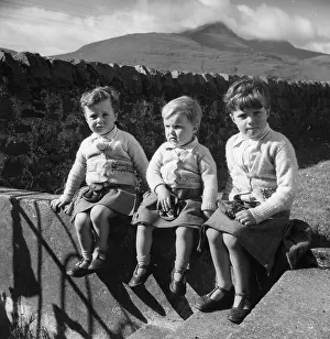 Fashion And Prints: Young Highlanders
