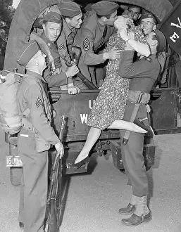 Truck Prints: Young Woman Kissing a Soldier Good-Bye