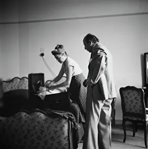 Huty25205 Prints: Yousuf Karsh and Solange Gathier
